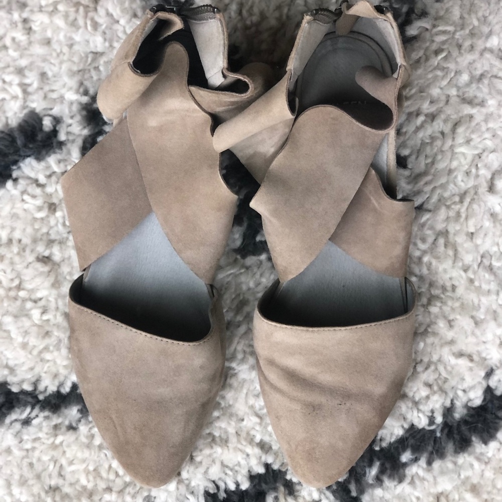 Eileen Fisher Taupe Suede Wedges